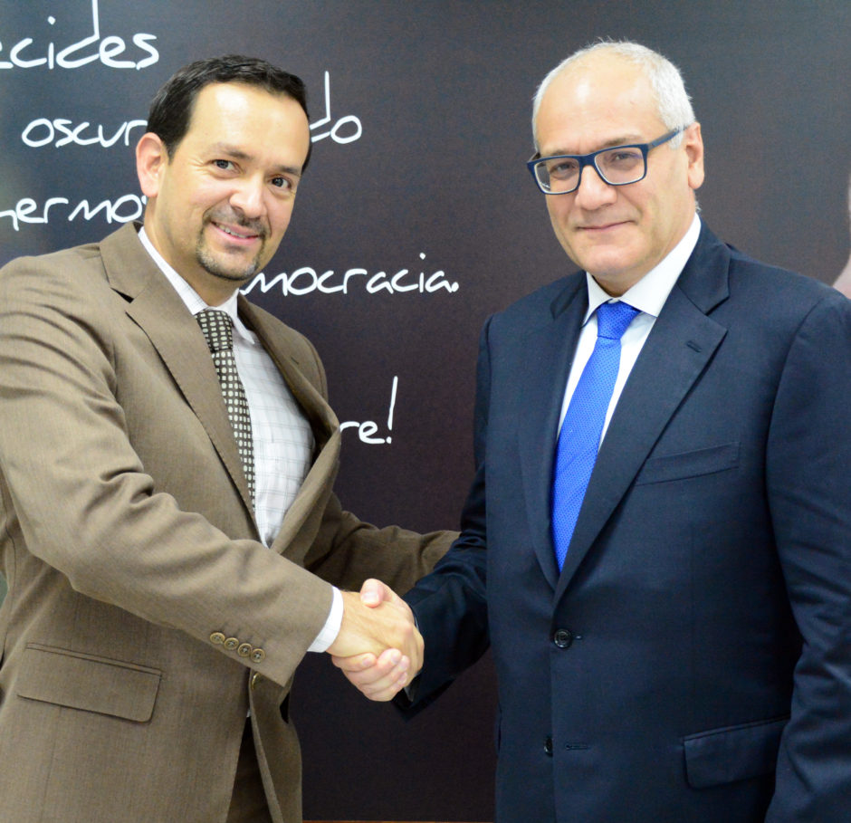 SE FIRMA EN QUITO UN MEMORANDO DE ENTENDIMIENTO PARA COOPERACIÓN EN HIDROCARBUROS ENTRE PETROAMAZONAS Y PETROPERÚ
