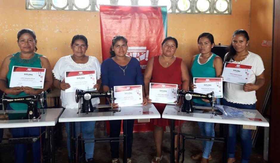 Taller de confección en Loreto genera recursos propios para comunidades nativas