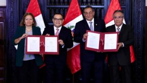Petroperú suscribe contrato para operar por 30 años el Lote 192