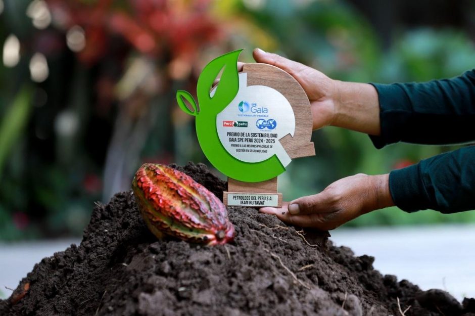 Petroperú gana primer puesto de premio de Sostenibilidad con proyecto de cacao en la Amazonía