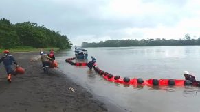 Petroperú controló fuga de crudo en el río Pastaza