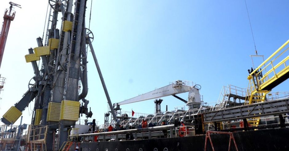 Petroperú culminó con éxito mantenimiento de  brazos de carga del Terminal Bayóvar