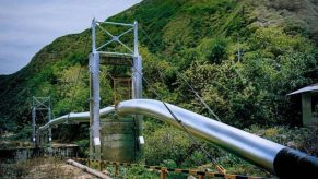 Trabajadores cumplen cuatro días retenidos por comunidad nativa